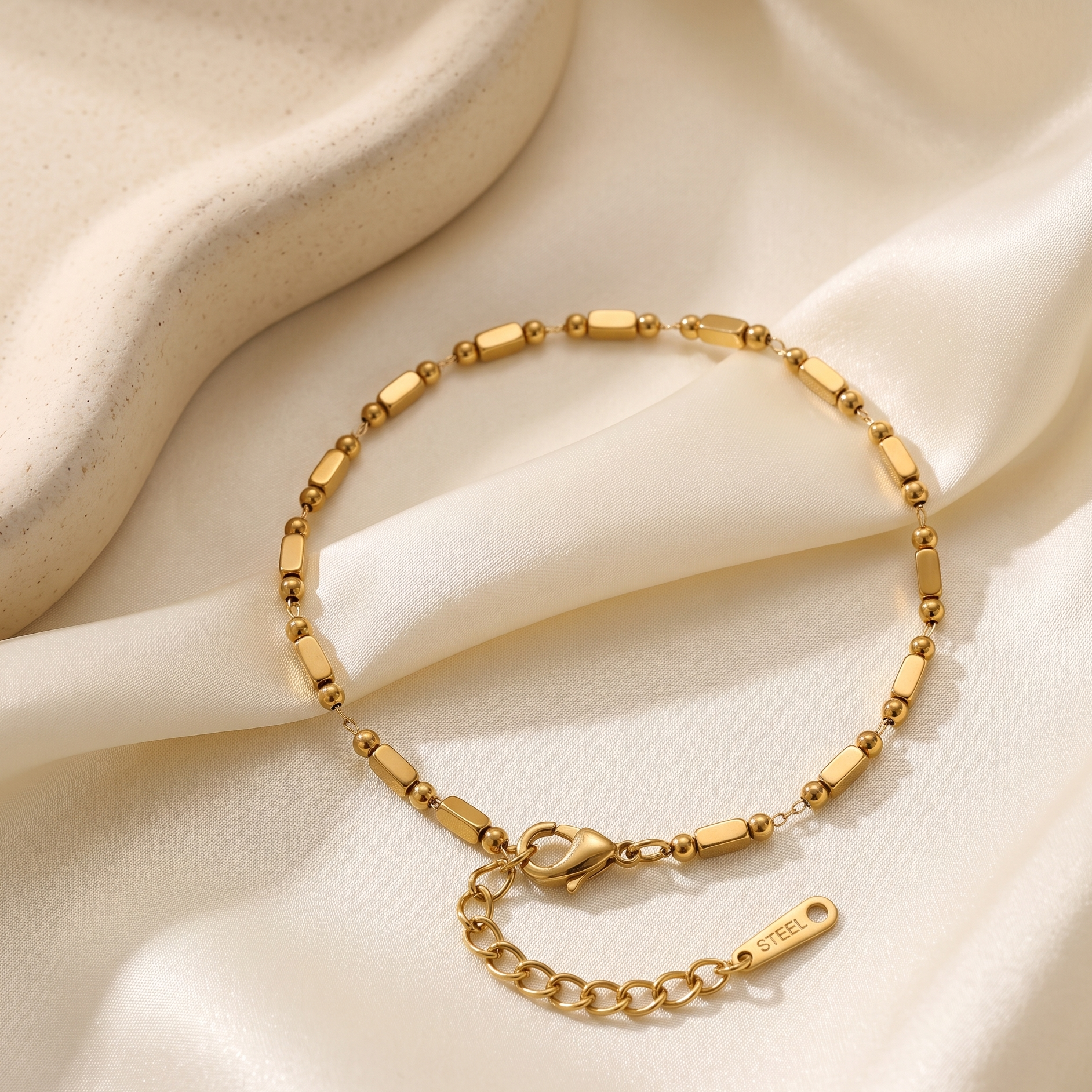 Allure chain bracelet