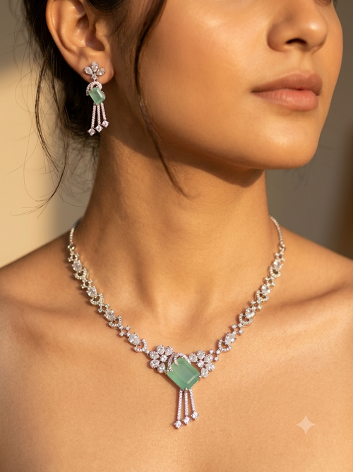 AD Noor Emerald Set