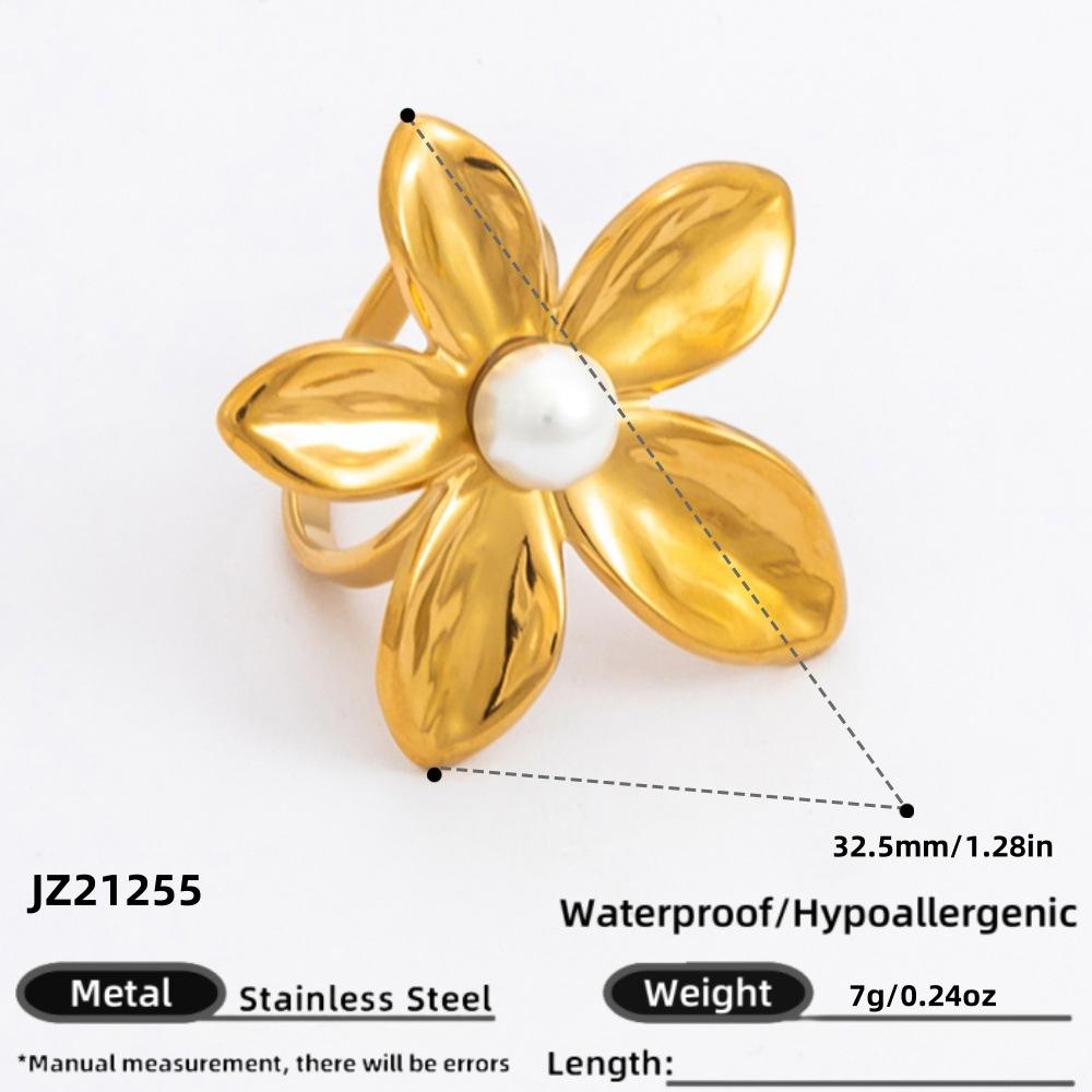 Lily Pearl Adjustable Ring