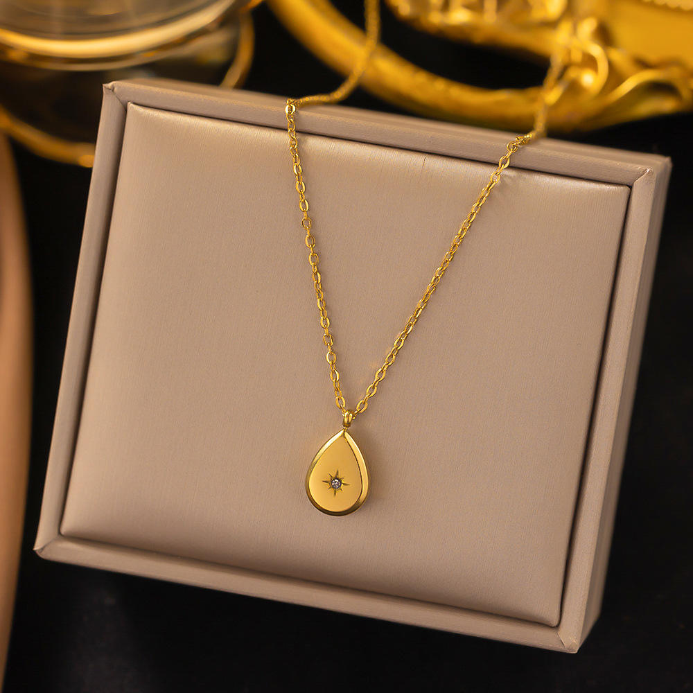 Golden Teardrop Pendant Chain