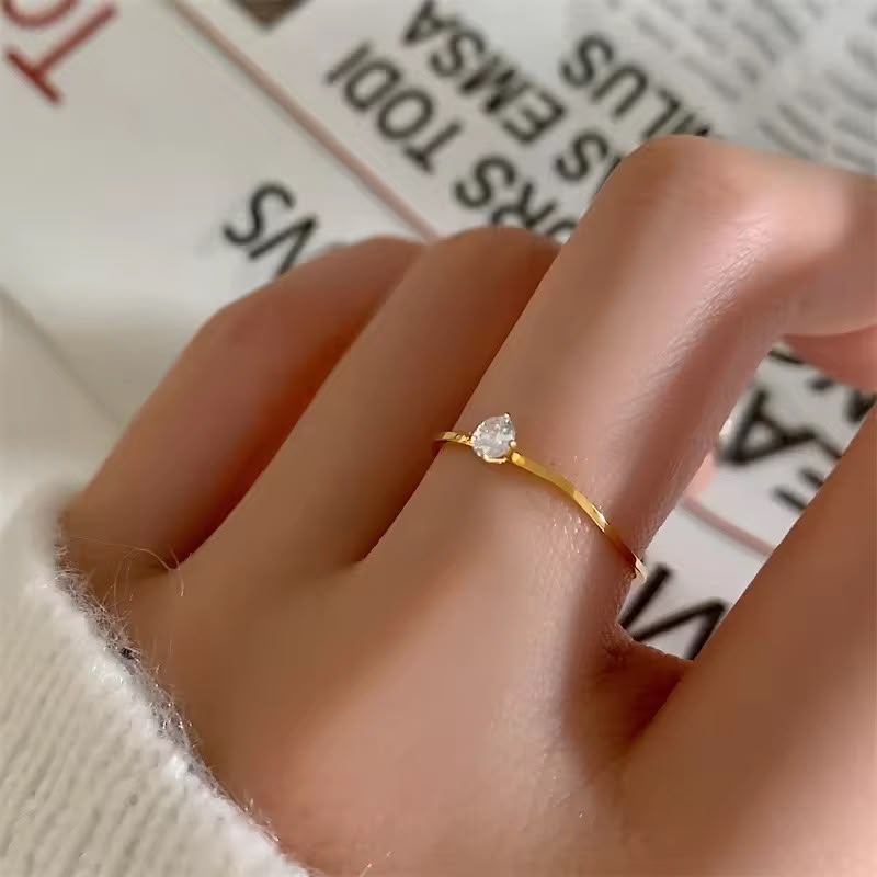 Spark Solitaire Ring