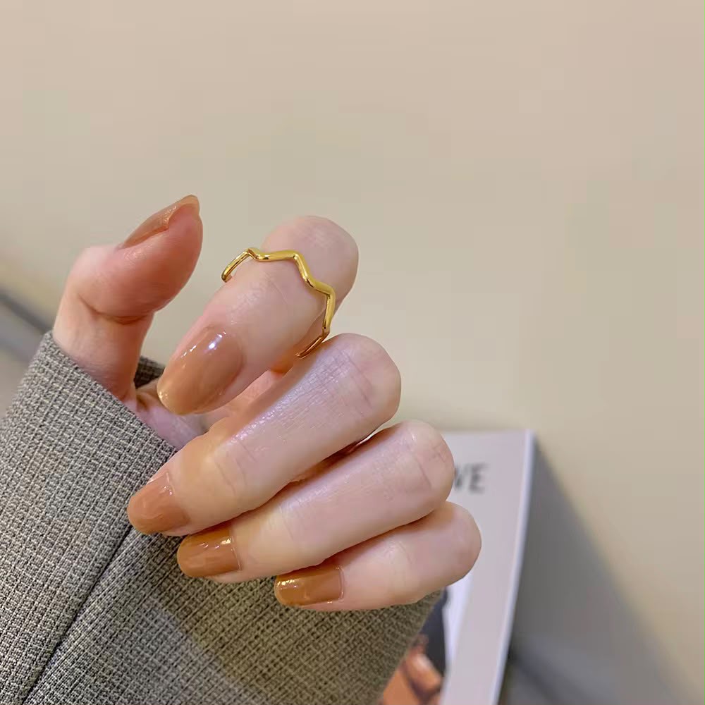 ZigZag Elegance Ring