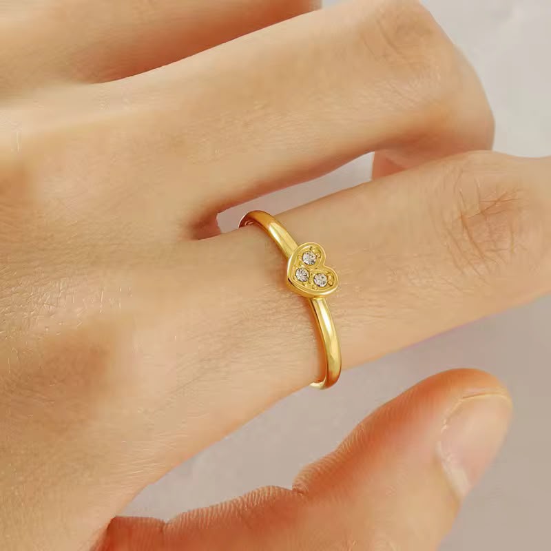 Tiny Heart Spark Ring